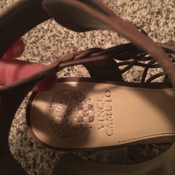 ⭐️Vince camuto block heel 9 - Picture 6 of 8